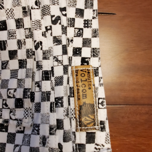Rare Volcom Brand Jean Checker Skirt - Picture 2 of 4